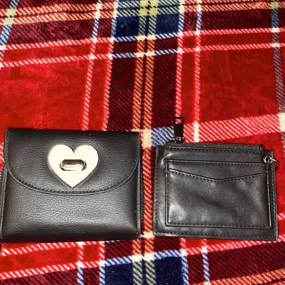 Heart wallet with matching coin purse💕 - Picture 1 of 3